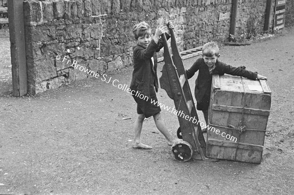 CHILDREN IN RAILWAY STATION